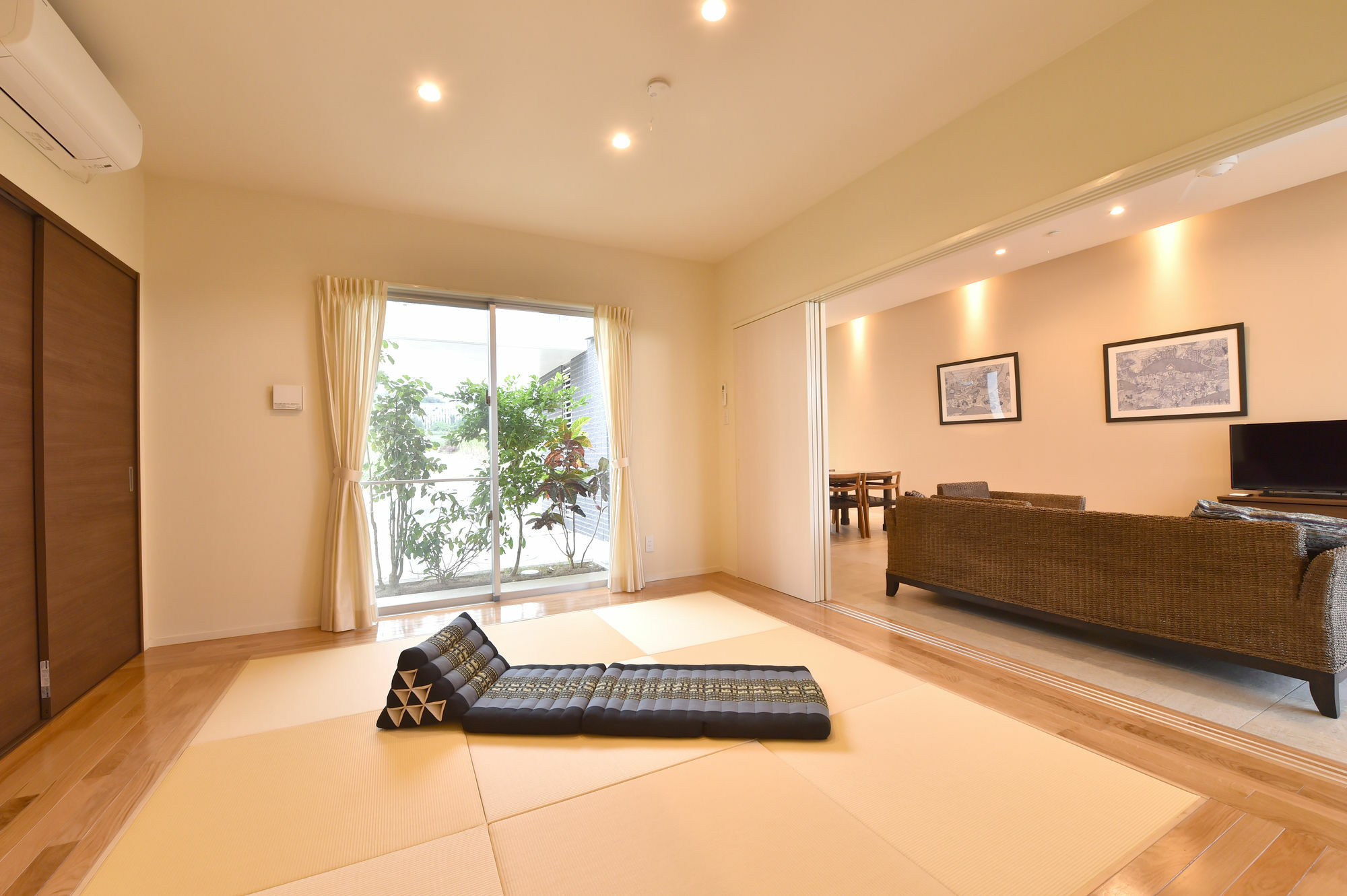 Feliz Villa Suite Miyakojima Ueno Экстерьер фото